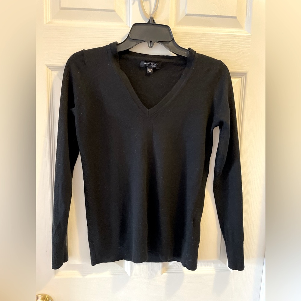 Banana Republic V Neck Black Merino Sweater